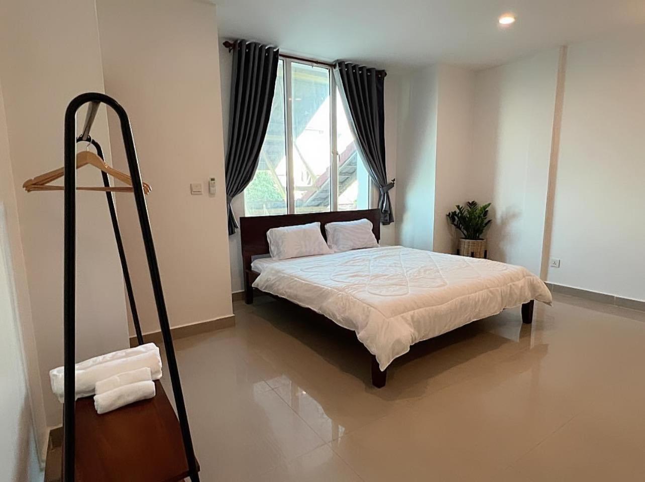 D32 Homestay Near Airport Behind Brown Coffee Airport Phnom-Penh Buitenkant foto